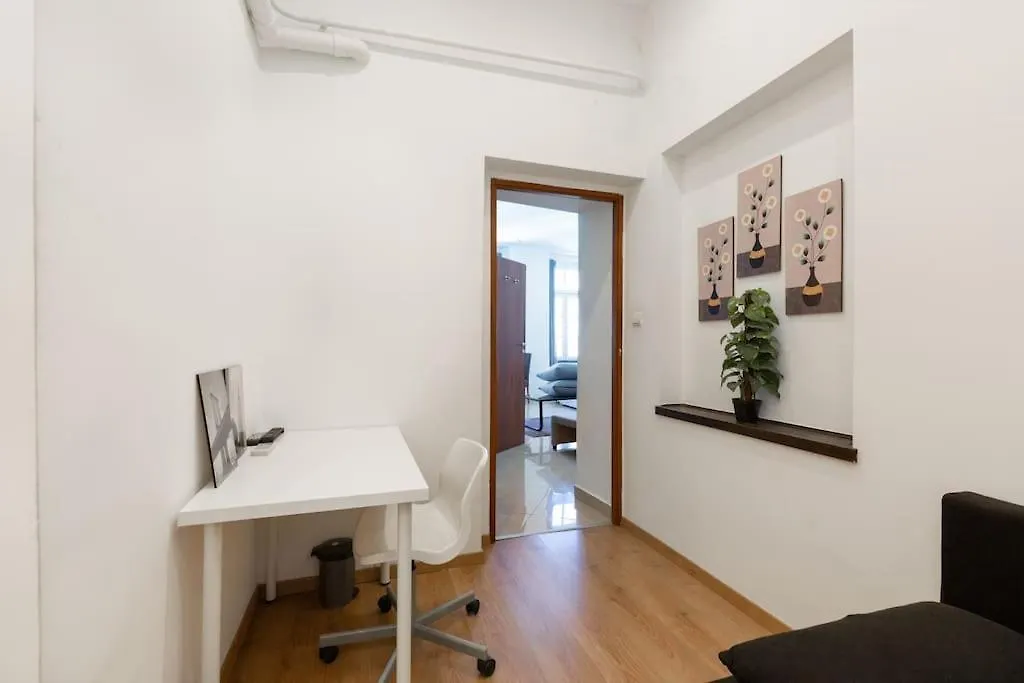 Elegant Downtown Apartment At Kiraly 39 Budapest 0*,  Hungary